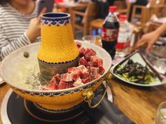 -毛辣果·贵州红酸汤牛肉火锅(西单店)