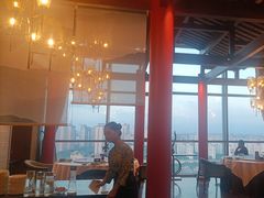 -宝燕壹号景观餐厅(龙盛国际商业广场店)