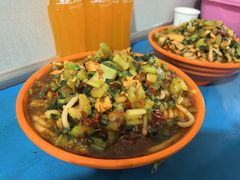 -玲玲米粉·新疆现炒米粉(大十字总店)