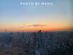 -唐拉雅秀酒店-西锦汇空中BBQ·思创餐厅
