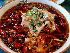 麻辣鱼片-蘑菇私房菜小馆(杨家坪西城天街店)