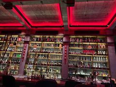 -饮湖威士忌鸡尾酒吧