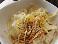 拌馄饨-锡笼记·无锡小笼(水岸店)
