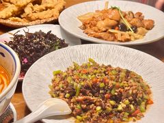 -雀舞云南菜(天津天河城购物中心店)