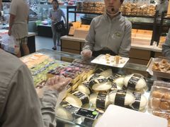 -超港·蛋糕面包(龙河路店)