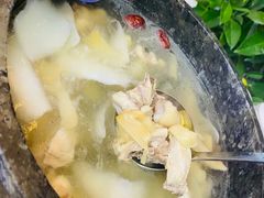 -墨脱石锅椰子鸡•海鲜糟粕醋(榆亚路店)