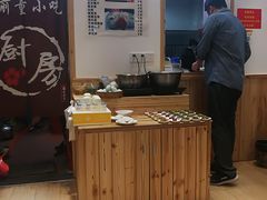 -老前童小吃(北明程路店)