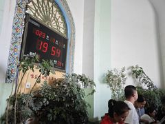 -艾提尕尔清真寺