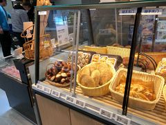 面包甜点陈列柜-盒马鲜生(龙德广场店)