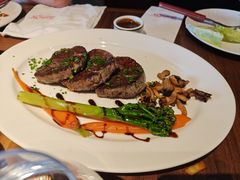 -弗兰克牛排西餐厅 Galla R By Ribone(上海首店)