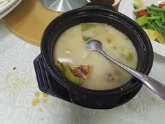 -合和美食馆(壹村东心岭2巷店)