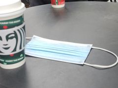 -星巴克(杭州湖滨银泰E区店)