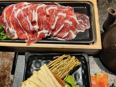 -湊湊火锅·茶憩(新中关购物中心店)