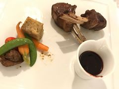 -广州塔卢特斯法国旋转餐厅