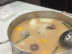-肥仔文澳门猪骨煲(南京西路店)