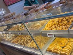 -上海市长春食品商店(淮海中路店)