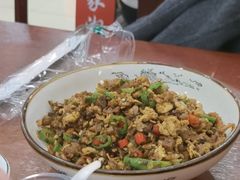 -湖南人家湘菜馆(镇江路店)