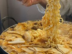 -炙韩料理·部队锅专门店