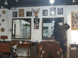 点击看大图 -纯剪男士理发馆·烫染专业店