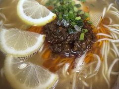 -魔都三兄弟酸辣粉·蘸卤炸串(虹桥万科店)