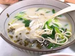 -明呈黄鱼面馆(斜土路店)