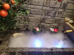 -老牌坊云南鱼豆花火锅(哈西万达店)