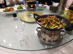 -大鸭梨烤鸭店(金顶街店)