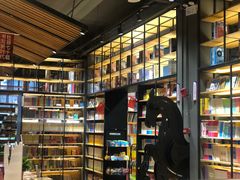 -新华书店(解放中路店)