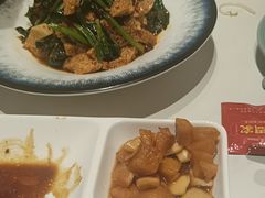 -老周家酱卤猪蹄私房菜(克拉玛依西街店)