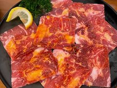 -明洞阿姨·韩式酱蟹烤肉·创意料理(三元桥店)