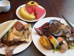 -南郊宾馆·风味自助餐厅·山东十六地市特色菜