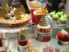 -广州万富希尔顿酒店·感趣自助餐厅·金秋蟹宴生蚝海鲜刺身烧烤