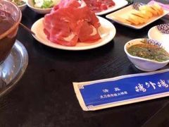 -楼外楼大刀肉传统火锅居(繁荣路店)