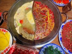-萍姐火锅·公路夜市(武汉首店)