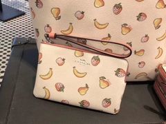 -COACH蔻驰(百联奥特莱斯广场店)