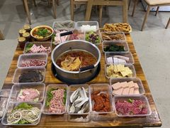 -咏勝锑锅麻辣烫(净居寺路总店)