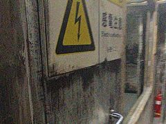 -荒岛实景沉浸密室(江汉路1店)