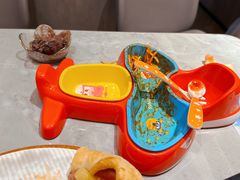 -必胜客(尹山湖歌林公园店)