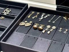 -CHANEL(恒隆广场店)