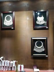 -凤凰县苗族银饰锻制技艺传习所