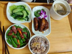 -卓玥国际月子会所(罗山路店)