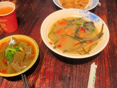 -蓝田九大碗民俗食府(蓝田店)