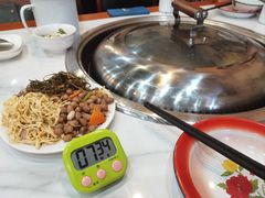 -70後铁锅炖(坡博总店)
