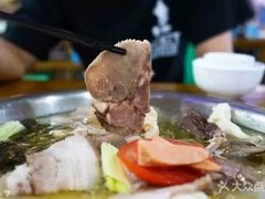 -泸州酸菜豆花火锅川师店