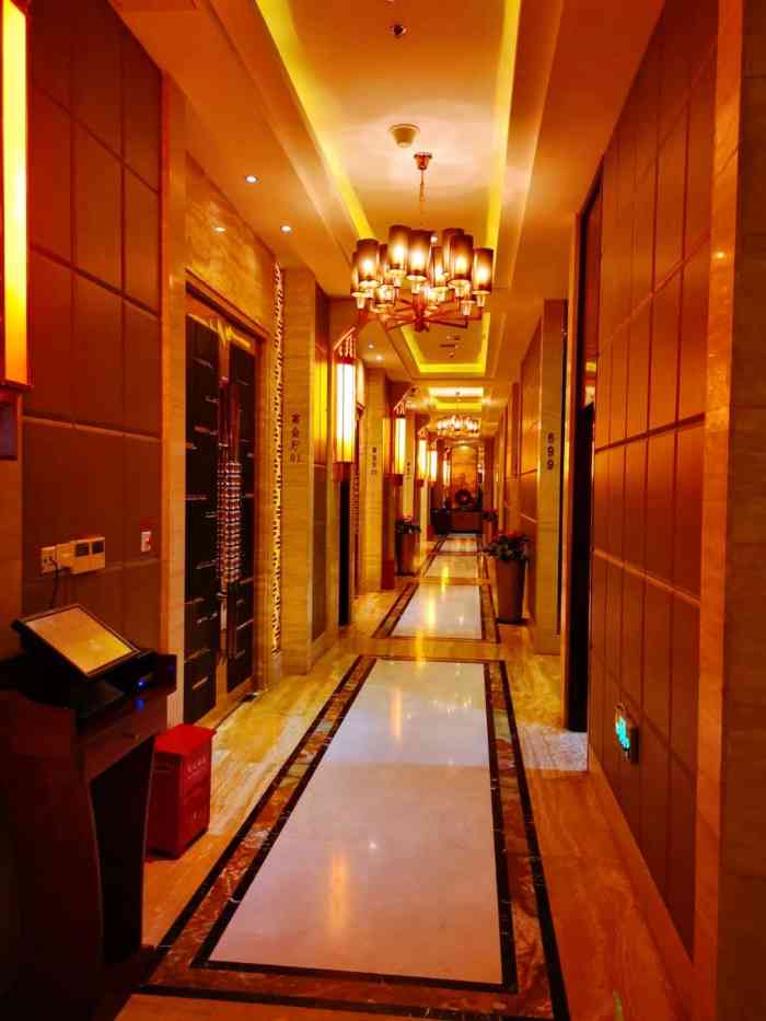 尚座金宴大酒店(国定东路店)