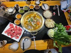 -顶顶汤火牛排火锅·经典铜锅涮肉