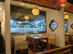 -万重锦·人文川菜馆(骡马市店)