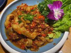 蒜香无骨凤爪-觅山云南菜(泊富ICITY店)