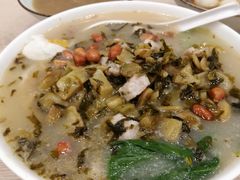 -佰搭果·广式茶餐厅(西华路店)