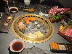 -铭牛烧肉·和牛海鲜自助(高新月牙湖店)